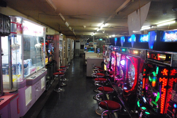 ビックチェイス富岡店 (2)