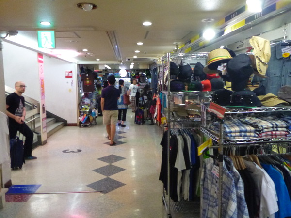 中野ブロードウェイ (26)